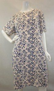 Sukienka ecru w róże