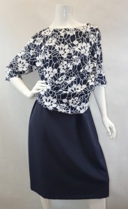 Sukienka midi granatowa wzór białe kwiaty