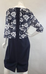 Sukienka midi granatowa wzór białe kwiaty