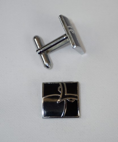 Spinki do mankietów czarne wypełnienie kwadraty