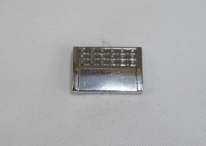 Spinki do mankietów o nierównej powierzchni prostokąty