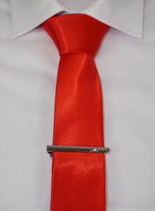 Spinka do krawata wzór z cyrkonią 